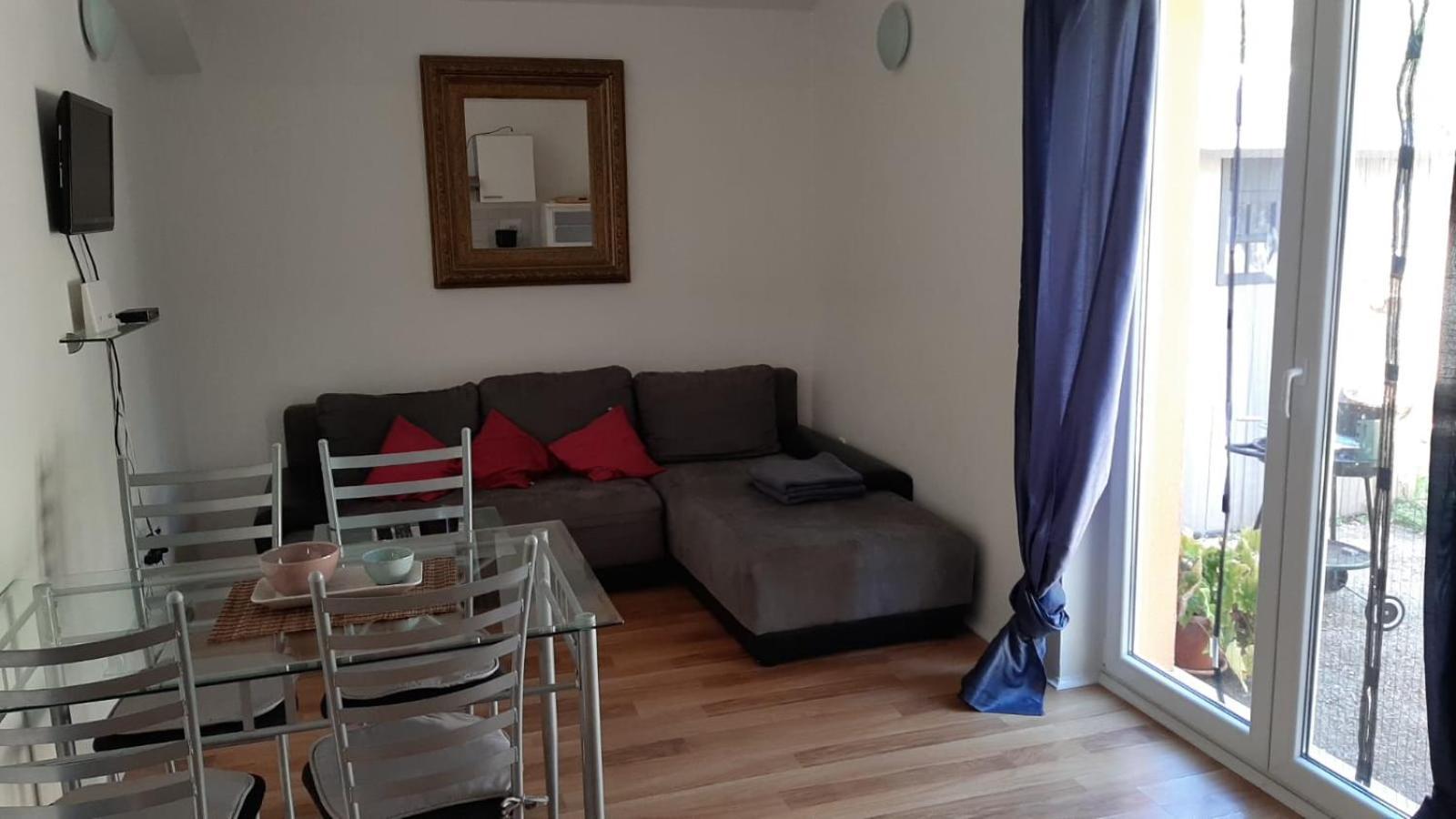 Apartment Shankini Pola Esterno foto